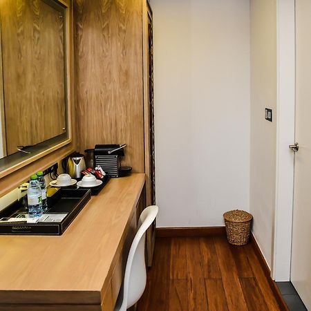 Hotel Beehive Premier à Malé Extérieur photo