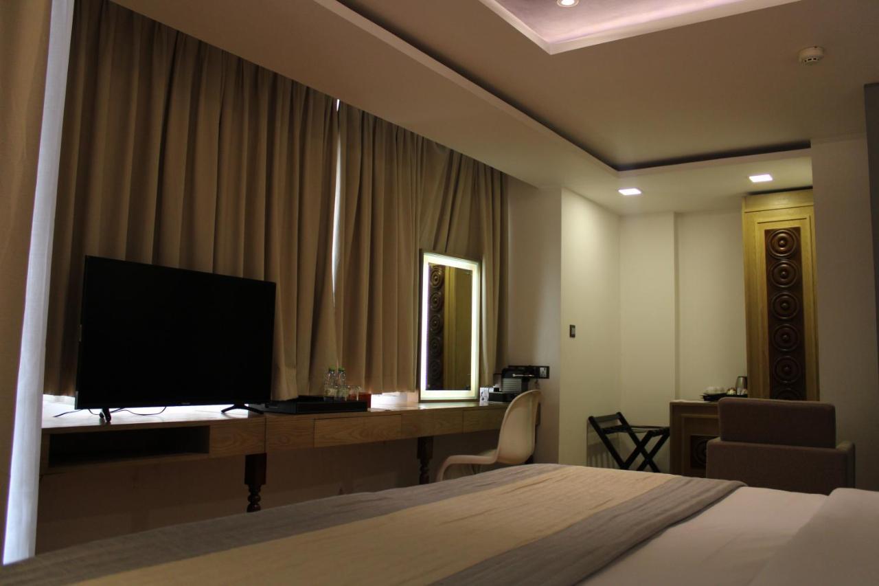 Hotel Beehive Premier à Malé Extérieur photo