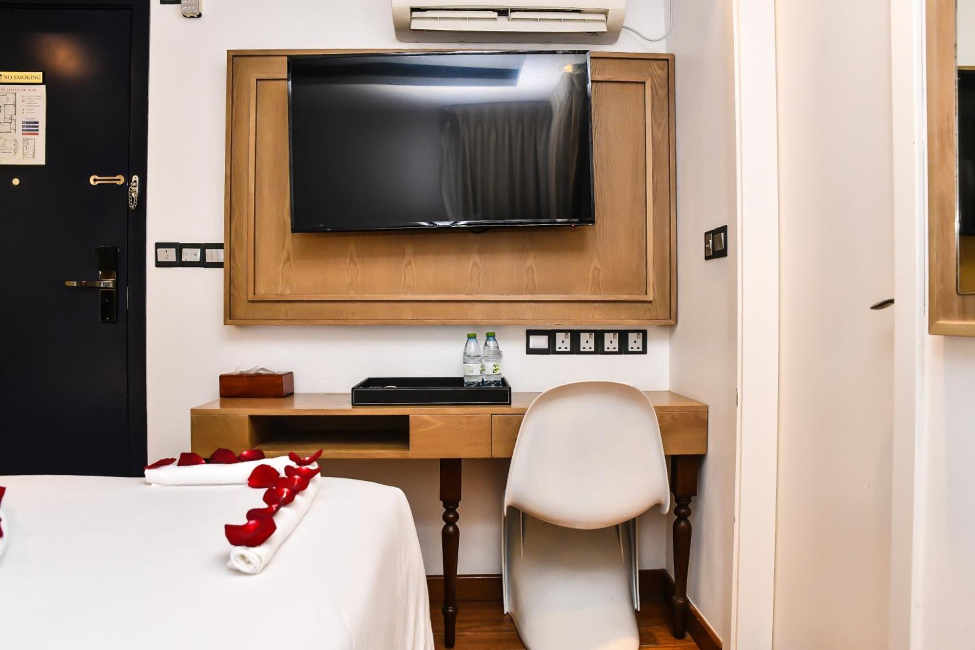 Hotel Beehive Premier à Malé Extérieur photo