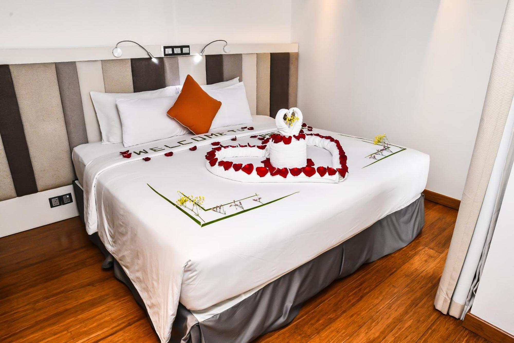 Hotel Beehive Premier à Malé Extérieur photo