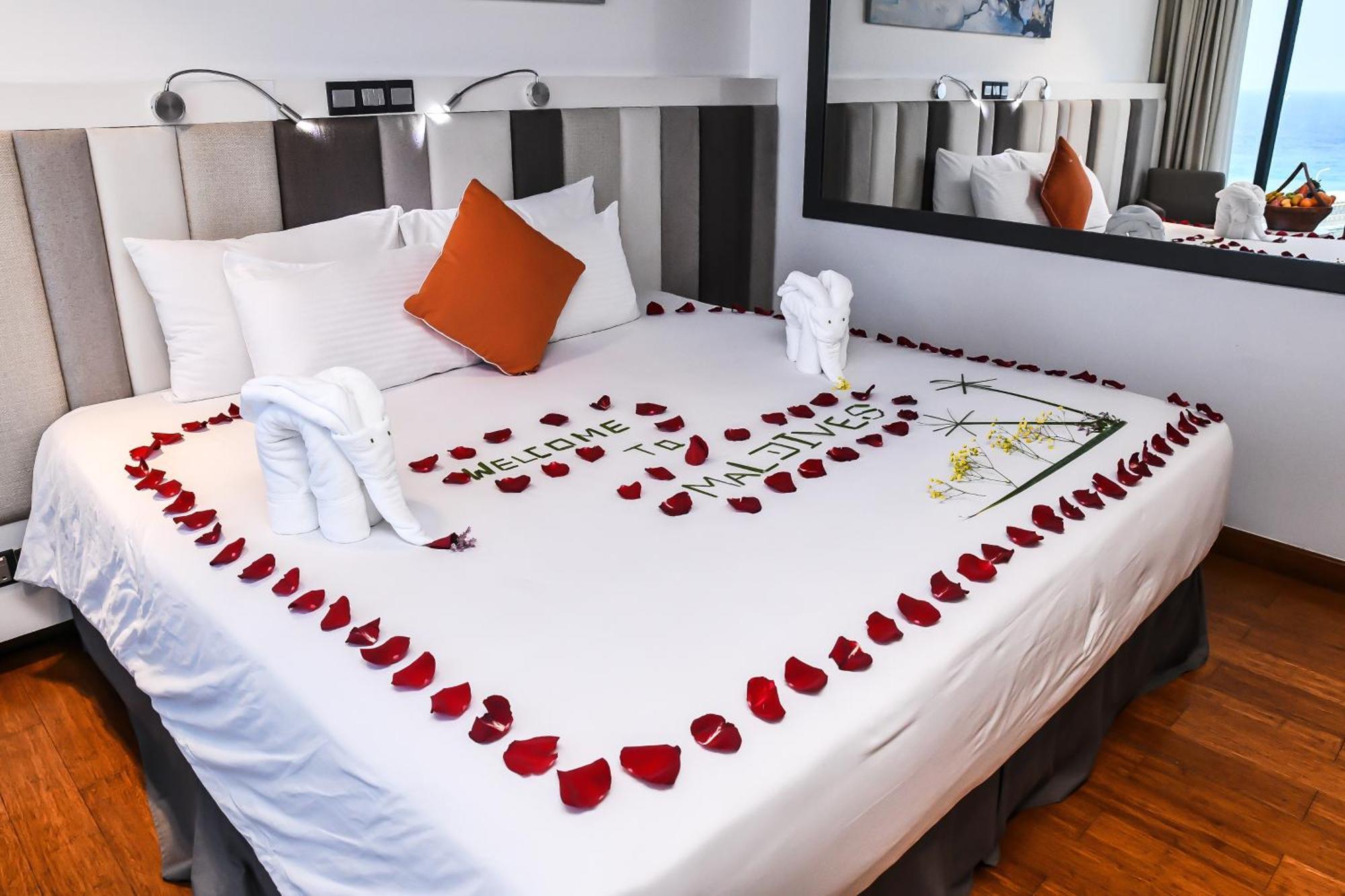 Hotel Beehive Premier à Malé Extérieur photo